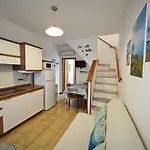 R40- Grazioso Trilocale Apartment *