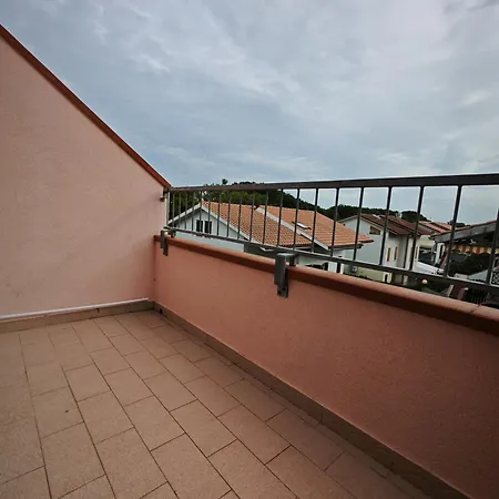 R40- Grazioso Trilocale Lejlighed Numana
